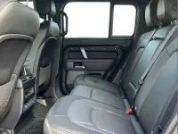 Usado Land Rover Defender HSE Dynamic 296 HP (217 kW) 2024 Preto SUV