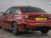 Usado BMW 320 M Sport 181 CV (133 kW) 2025 Rojo Berlina