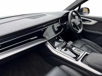 Used Audi Q7 S-Line 228 HP (167 kW) 2023 Black SUV