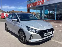 Used Hyundai i20 SE 100 HP (73 kW) 2023 Silver Hatchback
