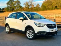 Used Vauxhall Crossland X S 99 HP (72 kW) 2017 White SUV