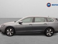 Begagnad VW Passat Life 204 HK (150 kW) 2025 Grå Kombi