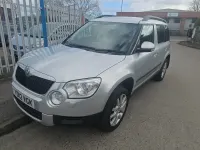 Usado Skoda Yeti Elegance 2012 Plateado SUV