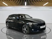 Begagnad BMW 120 Efficient Dynamics 190 HK (139 kW) 2019 Svart Halvkombi