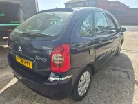 Used Citroën Xsara Picasso 92 HP (67 kW) 2009 Blue MPV