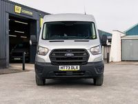 Usado Ford Transit 130 CV (95 kW) 2023 Plateado Familiar