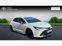 Used Toyota Corolla Sport 184 HP (135 kW) 2021 White Hatchback