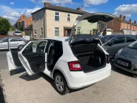 Used Skoda Fabia SE 75 HP (55 kW) 2018 White Hatchback