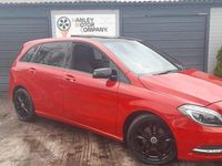 Used Mercedes B180 109 HP (80 kW) 2013 Red MPV