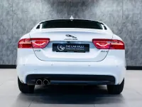 Używany Jaguar XE Prestige 2017 Biały Sedan/Limuzyna