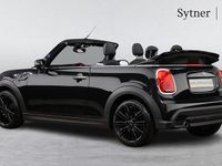 Usado Mini Cooper Exclusive 134 HP (98 kW) 2023 Preto Citadino