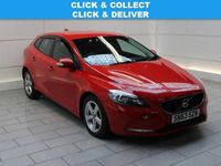 Used Volvo V40 115 HP (84 kW) 2013 Red Hatchback