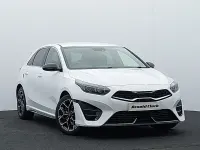 Used Kia Ceed GT-Line 158 HP (116 kW) 2024 White Hatchback