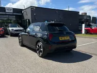 Used Mini Cooper S Hatch 201 HP (147 kW) 2025 Black Hatchback