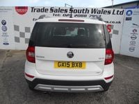 Used Skoda Yeti 170 HP (125 kW) 2015 White SUV