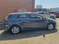 Used Kia Ceed 114 HP (83 kW) 2019 Grey Hatchback