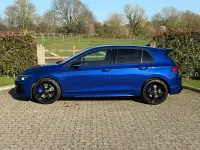 Used VW Golf VIII R 333 HP (244 kW) 2023 Blue Hatchback
