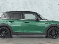Used Mini Cooper Exclusive 136 HP (100 kW) 2022 Green Hatchback