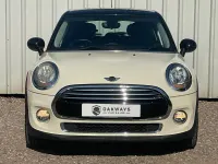 Used Mini Cooper Hatch 134 HP (98 kW) 2016 White Hatchback