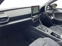 Nouă Seat Leon Black Edition 272 CP (200 kW) 2025 Negru Hatchback