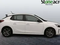 Used Vauxhall Corsa Design Edition 101 HP (74 kW) 2023 White Hatchback