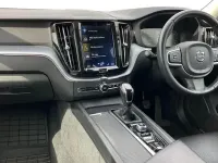 Used Volvo XC60 Momentum 190 HP (139 kW) 2018 Silver SUV