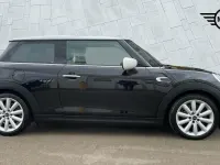 Used Mini Cooper Classic 134 HP (98 kW) 2020 Black Hatchback
