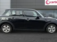 Used Mini Cooper Classic 136 HP (100 kW) 2022 Black Hatchback