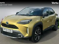 Used Toyota Yaris Hybrid Edition 116 HP (85 kW) 2022 Yellow Estate