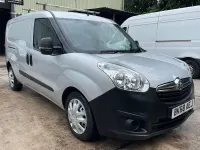 Used Vauxhall Combo 105 HP (77 kW) 2018 Silver MPV