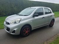 Begagnad Nissan Micra Visia 2013 Silver Halvkombi