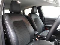 Used Ford Fiesta Active X 100 HP (73 kW) 2019 Yellow Hatchback