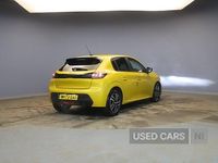 Used Peugeot 208 Active+ 74 HP (54 kW) 2024 Yellow Hatchback