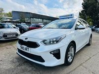 Used Kia Ceed 2019 White Hatchback
