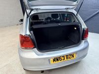Begagnad VW Polo Edition 2013 Silver Halvkombi