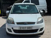 Used Ford Fiesta Zetec 2007 White Hatchback