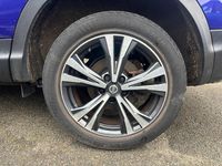 Used Nissan Qashqai N-Connecta 115 HP (84 kW) 2018 Blue SUV