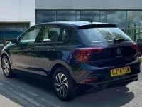 Used VW Polo Life 95 HP (69 kW) 2024 Deep black pearlescent Hatchback