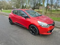 Used Renault Clio Dynamique 75 HP (55 kW) 2015 Red Hatchback