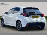 Used Toyota Yaris Design 116 HP (85 kW) 2022 White Hatchback