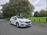 Begagnad Vauxhall Astra 2017 Vit Kombi