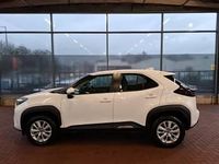 Used Toyota Yaris Hybrid 116 HP (85 kW) 2024 White Estate