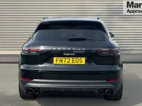 Used Porsche Cayenne Platinum Edition 462 HP (339 kW) 2022 Black SUV