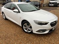 Used Vauxhall Insignia Family 2018 White Hatchback