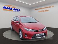 Used Toyota Auris 2014 Red Hatchback
