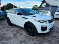 Used Land Rover Range Rover evoque HSE Dynamic 2018 White Estate