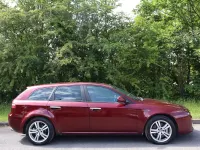 Used Alfa Romeo 159 Lusso 200 HP (147 kW) 2007 Red Estate