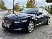 Używany Jaguar XF Portfolio 2015 Niebieski Sedan/Limuzyna