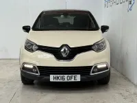 Used Renault Captur Dynamique 90 HP (66 kW) 2016 White SUV