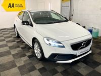 used Volvo V40 CC Cross Country (2017/17)D2 (120bhp) Pro 5d Geartronic